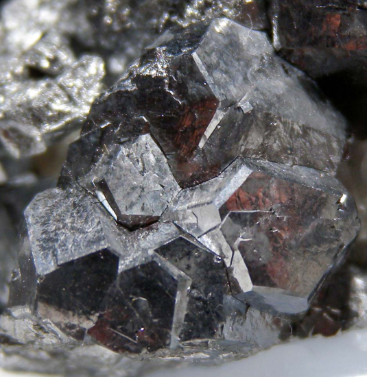 Skutterudite from Bou Azzer, Morocco [db_pics/pics/fm326e.jpg]