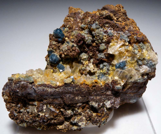 Scorodite with Selenite from Mina Oujela, Mapimi, Durango, Mexico [db_pics/pics/fm389a.jpg]