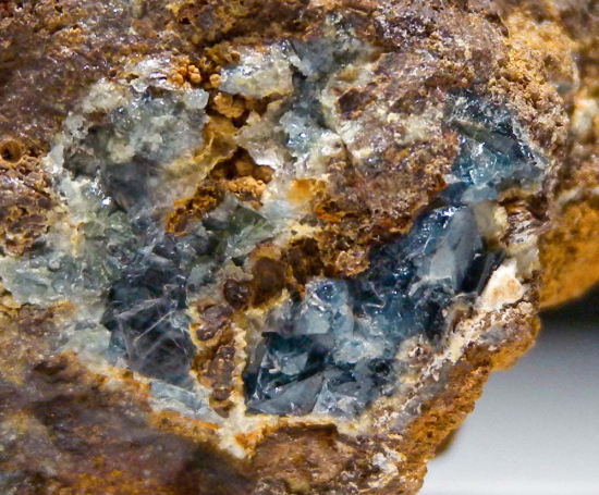 Scorodite with Selenite from Mina Oujela, Mapimi, Durango, Mexico [db_pics/pics/fm389f.jpg]