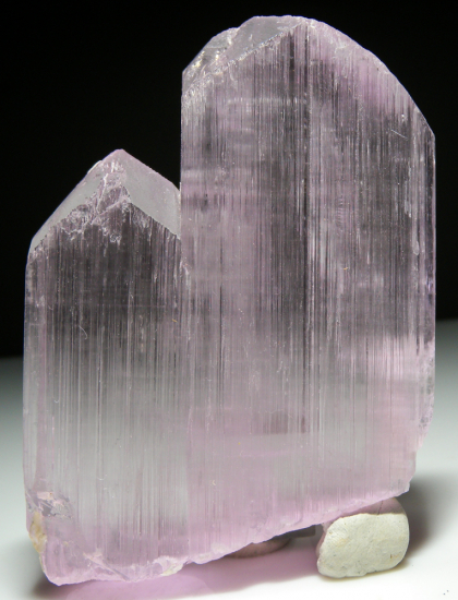 Kunzite from Nuristan, Afghanistan [db_pics/pics/fm445b.jpg]