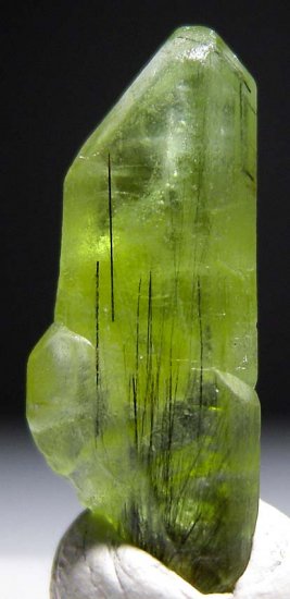 Peridot from Sapat Gali, Mansehra District, Pakistan [db_pics/pics/fm481b.jpg]
