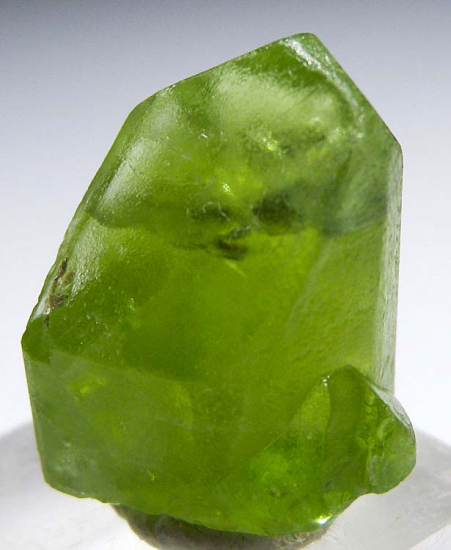 Peridot from Sapat Gali, Mansehra District, Pakistan [db_pics/pics/fm495a.jpg]