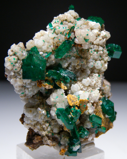 Willemite and Dioptase from Gotala, near Mindouli, Pool Dept., Rep. of Congo [db_pics/pics/fm504a.jpg]