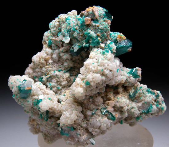 Willemite and Dioptase from Gotala, near Mindouli, Pool Dept., Rep. of Congo [db_pics/pics/fm519b.jpg]