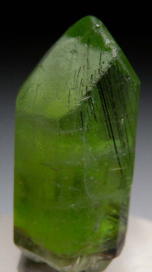 Peridot from Sapat Gali, Mansehra District, Pakistan [db_pics/pics/fm542d.jpg]