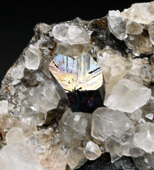 Cubanite with Calcite from Henderson No. 2 Mine, Chibougamau, Quebec, Canada [db_pics/pics/fm563c.jpg]