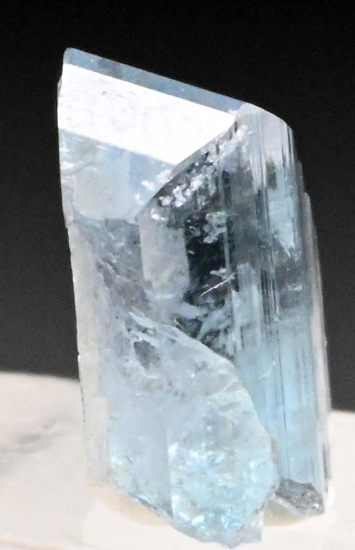 Euclase from Boyaca Dept., Colombia [db_pics/pics/fm567d.jpg]