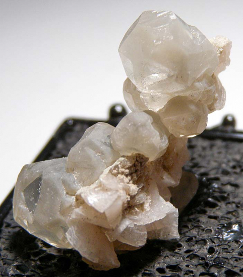 Calcite and Dolomite from Meridian Quarry, Black Rock, Arkansas, USA [db_pics/pics/fm591a.jpg]