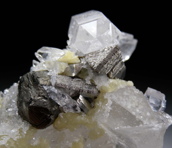 Stannite, Arsenopyrite with Quartz from Yaogangxian Mine, Hunan, China [db_pics/pics/fm664e.jpg]