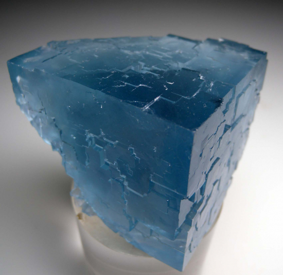 Fluorite from 180m Level, Le Burg Mine, Tarn, France [db_pics/pics/fm778d.jpg]