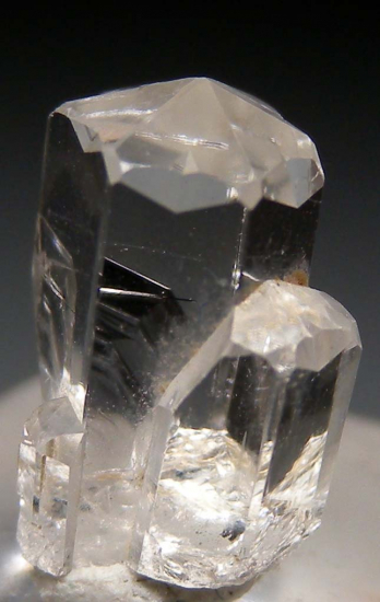 Phenakite from Khetchel, Malo, near Momeik, Myanmar [db_pics/pics/fm785c.jpg]