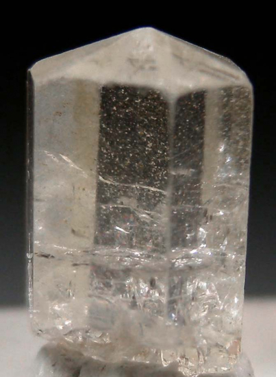 Phenakite from Khetchel, Malo, near Momeik, Myanmar [db_pics/pics/fm786a.jpg]