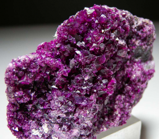 Kammererite from Kop Krom Mine, Kop Daglari, East Anatolia, Turkey [db_pics/pics/fm900b.jpg]