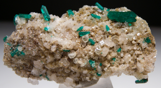 Willemite and Dioptase from Gotala, near Mindouli, Pool Dept., Rep. of Congo [db_pics/pics/fm934a.jpg]