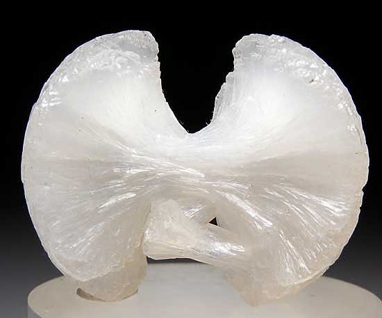 Stilbite from Nasik, India [db_pics/pics/in101a.jpg]