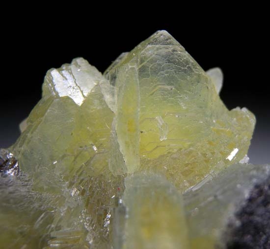 Prehnite from Merelani Hills, Arusha, Tanzania [db_pics/pics/j481d.jpg]