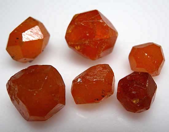 Spessartine from Nani, Loliondo, Arusha Region, Tanzania [db_pics/pics/l3a.jpg]