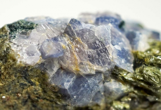 Lawsonite from Reed Station, Tiburon, Marin Co., California, USA [db_pics/pics/lp320e.jpg]