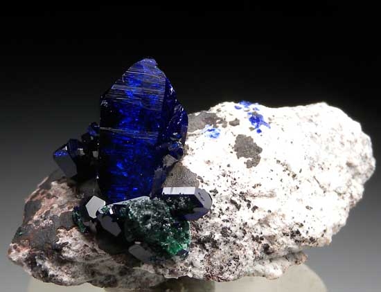 Azurite from Milpillas Mine, Cuitaca, Sonora, Mexico [db_pics/pics/m145a.jpg]