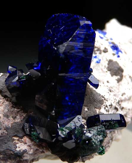 Azurite from Milpillas Mine, Cuitaca, Sonora, Mexico [db_pics/pics/m145b.jpg]