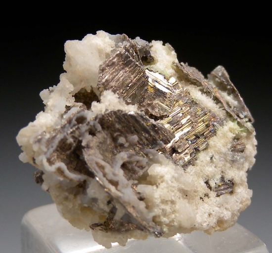 Calaverite from Cripple Creek, Teller Co., Colorado, USA [db_pics/pics/mk486b.jpg]