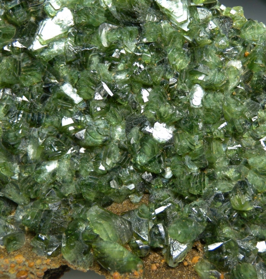 Ludlamite from CabeÃ§a do Cachorro claim, Sao Gabriel da Cachoeira, Amazonas, Brazil [db_pics/pics/mk608b.jpg]