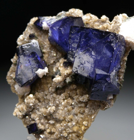 Fluorite on Muscovite from Yaogangxian Mine, Hunan, China [db_pics/pics/mk881b.jpg]