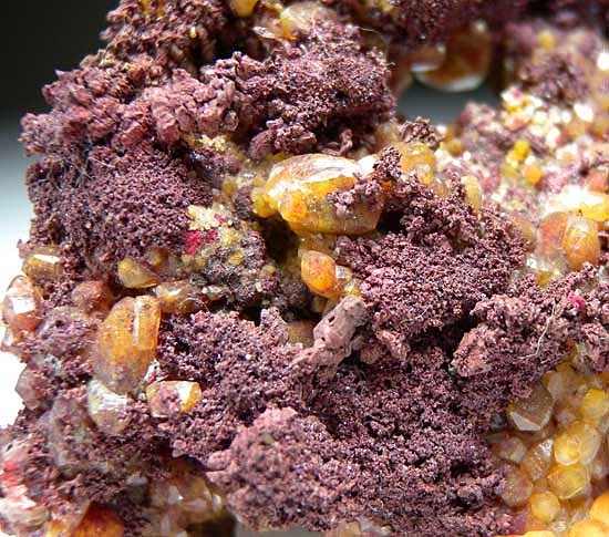 Copper on Calcite from Copper Queen Mine, Bisbee, Arizona [db_pics/pics/na113b.jpg]