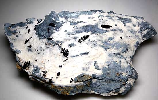 Neptunite from Gem Mine, San Benito Co., California [db_pics/pics/na192a.jpg]