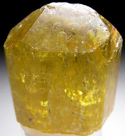 Apatite from Cerro de Mercado, Durango, Mexico [db_pics/pics/na528a.jpg]