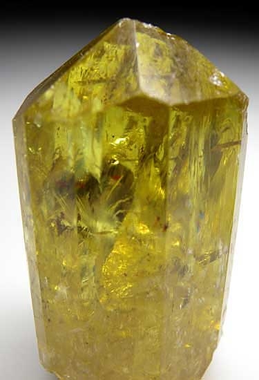 Apatite from Cerro de Mercado, Durango, Mexico [db_pics/pics/na531b.jpg]