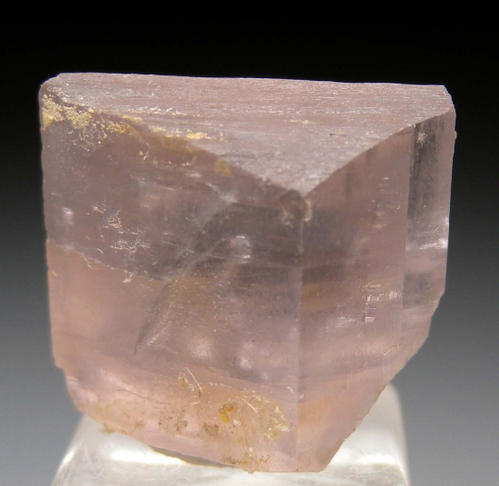 Anhydrite from Leopoldshall, Stassfurt, Saxony, Germany [db_pics/pics/p174a.jpg]