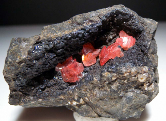 Rhodochrosite from Uchucchacua Mine, Oyon Prov., Peru [db_pics/pics/p202a.jpg]
