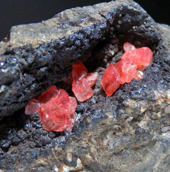 Rhodochrosite from Uchucchacua Mine, Oyon Prov., Peru [db_pics/pics/p202c.jpg]