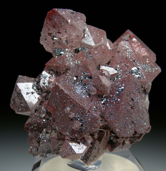 Quartz with Hematite from Beckermet Mine, Egremont, Cumbria, England [db_pics/pics/p249a.jpg]