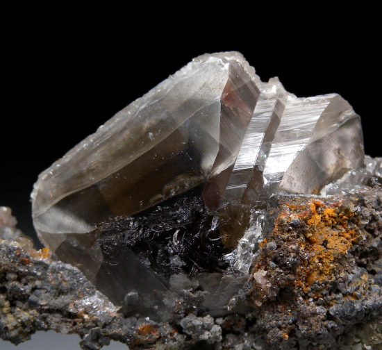 Cerussite, Smithsonite from Tsumeb, Namibia [db_pics/pics/p280c.jpg]
