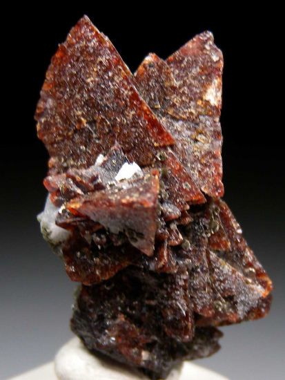 Helvite from Huanggang Fe-Sn deposit, Hexigten Banner, Chifeng City, Inner Mongolia, China [db_pics/pics/p290b.jpg]