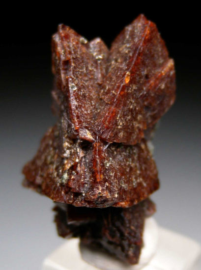 Helvite from Huanggang Fe-Sn deposit, Hexigten Banner, Chifeng City, Inner Mongolia, China [db_pics/pics/p290c.jpg]