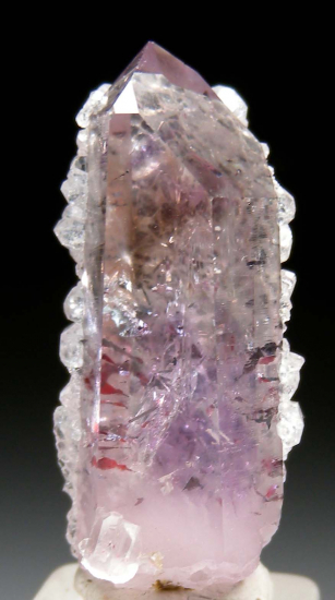 Analcime on Quartz from Goboboseb Mtns., Erongo Region, Namibia [db_pics/pics/p301a.jpg]