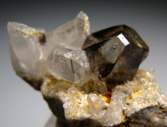 Cassiterite with Quartz from Amo Tin deposit, Ximeng County, Pu'er, Yunnan, China [db_pics/pics/p319c.jpg]