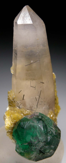 Fluorite with Quartz from Erongo Mountains, Namibia [db_pics/pics/p393b.jpg]