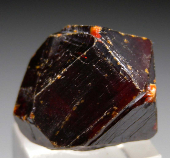Sphalerite from Merelani Hills, Arusha, Tanzania [db_pics/pics/p425a.jpg]
