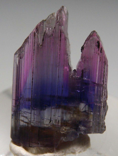 Tanzanite from Merelani Hills, Arusha, Tanzania [db_pics/pics/p429a.jpg]