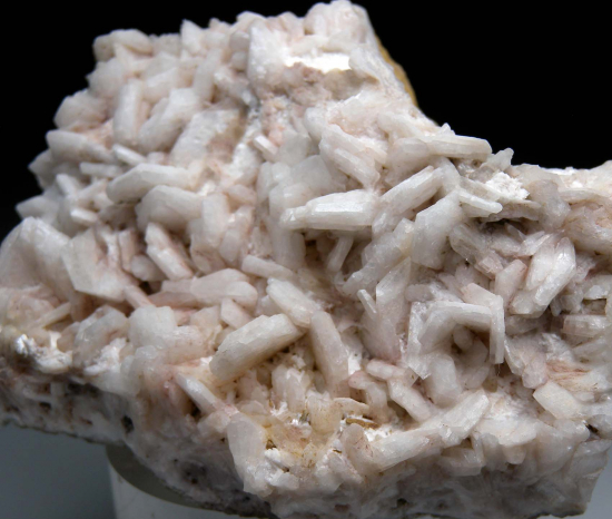 Barrerite from Rocky Pass, near Kuiu Island, Alaska, USA [db_pics/pics/p432d.jpg]