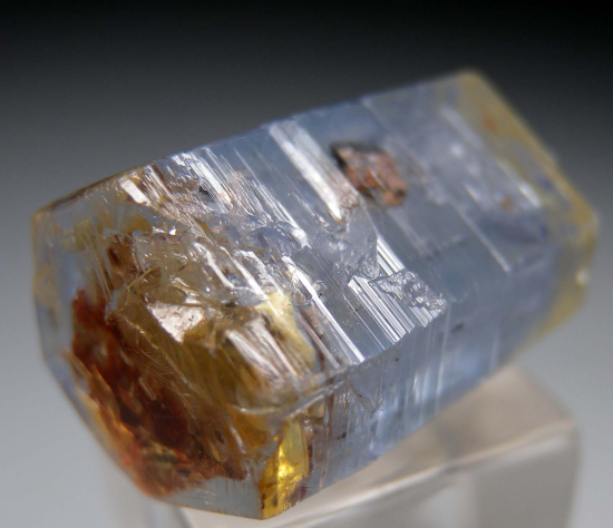 Sapphire from Embilipitiya, Ratnapura, Sri Lanka [db_pics/pics/p473b.jpg]