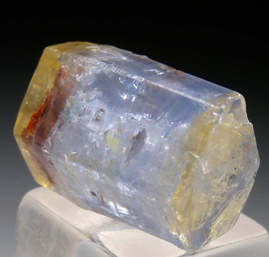 Sapphire from Embilipitiya, Ratnapura, Sri Lanka [db_pics/pics/p473e.jpg]