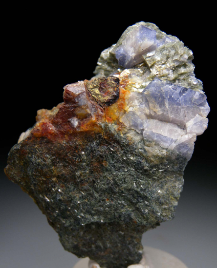 Lawsonite from Reed Station, Tiburon, Marin Co., California, USA [db_pics/pics/p568b.jpg]