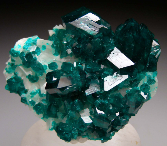 Dioptase on Calcite from Tsumeb, Namibia [db_pics/pics/p570a.jpg]