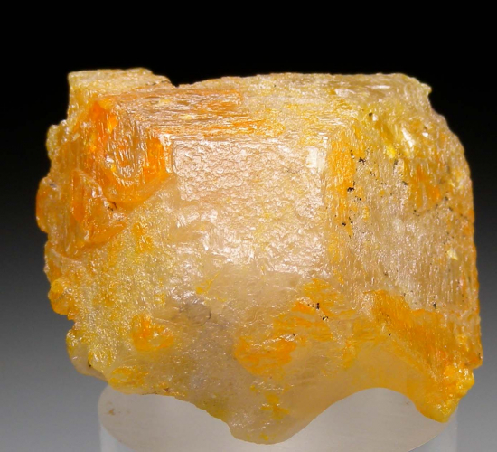 Wulfenite from Mfouati, Bouenza Department, Republic of the Congo [db_pics/pics/p598a.jpg]