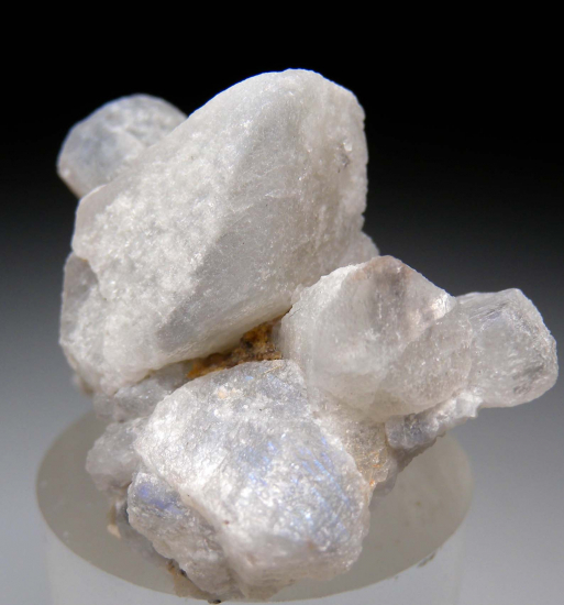 Feldspar var. Moonstone from Namalulu, Tanzania [db_pics/pics/p610d.jpg]